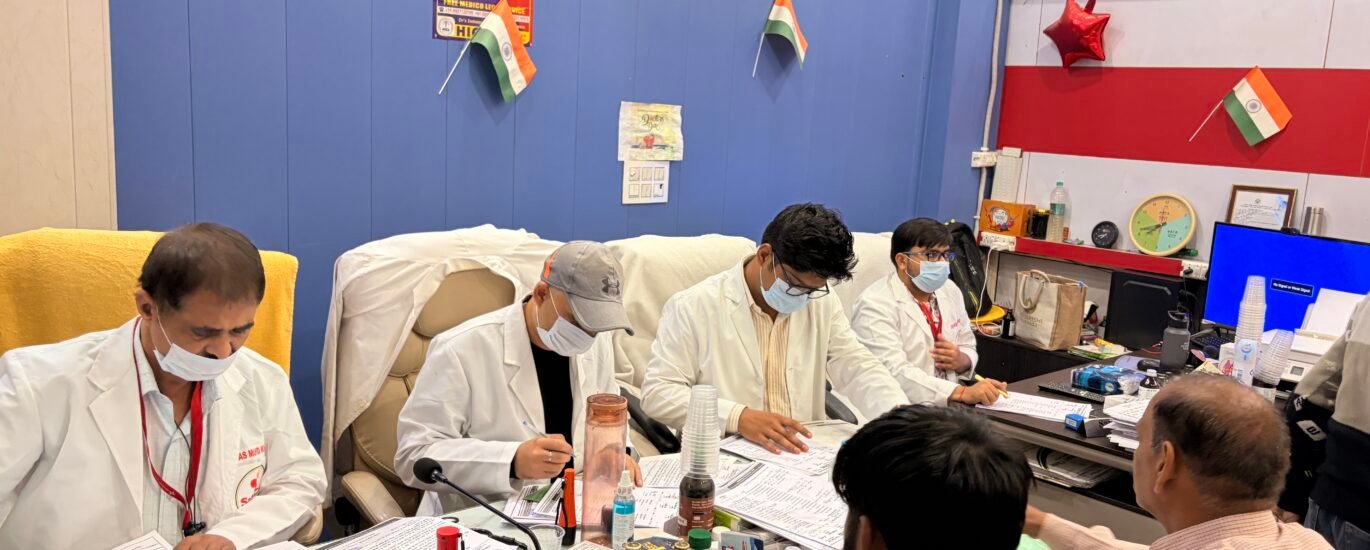 Free cancer camp Meerut Sambhav Clinic
